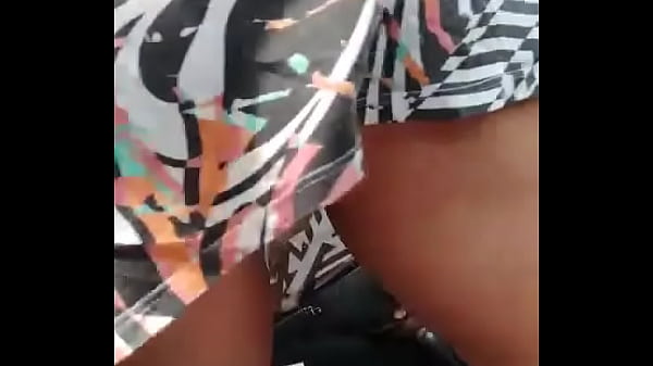 Ro Y Lu. Mi Mujer Le Saca La Leche A Desconocido thumbnail