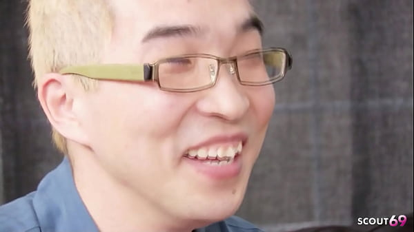 Nonton Condom Off And Cum On Her Pussy - Asian Nerd Boy At Casting Fuck With Slim Beauty Teen thumbnail