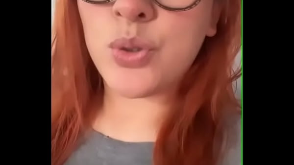 Nonton Cecy Hace Un Video Para Sus Fans thumbnail