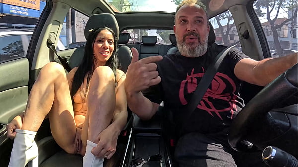 Clarissa Santana aos 40 anos resolve fazer seu primeiro filme e d&aacute; o c&uacute; na carona 