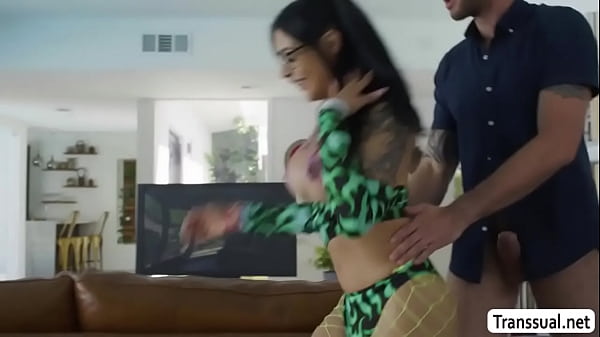 Slutty Ts Babe Eva Maxim, Gives Cliff Jensen The Time Of His Life. This Is Hot Seduction! Nasty thumbnail