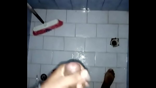 Nonton En Ba&ntilde;o Ajeno thumbnail