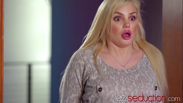 Aali Kali Is Doing Her Makeup For An Online Porn Awards, She Is Frustrated That Her Nosey Roommate/landlord Katy Jayne Is Knocking At Her Door. thumbnail