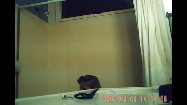 10.16.2011 Melissa Takes A Bath(a) thumbnail