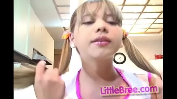 Nonton Little Bree Naughty Girlie thumbnail