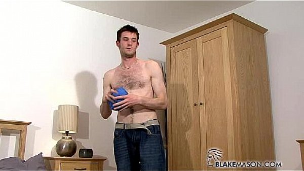 Straight guy solo play 