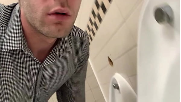 Fun In The Toilets thumbnail