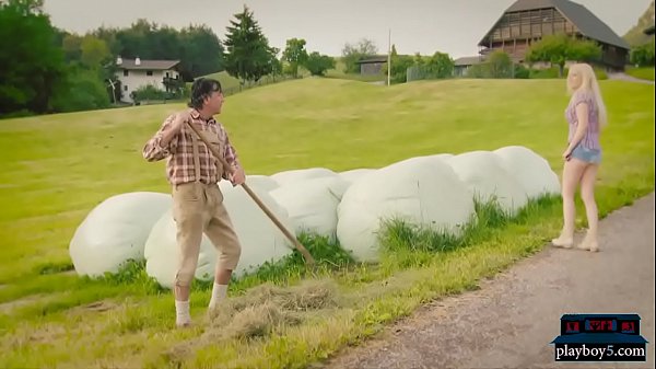 Nonton Blonde Ex-wife Outdoor Forest Fuck In This Funny Video thumbnail