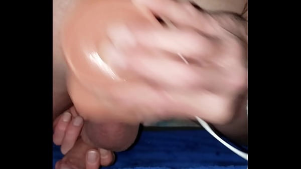 Play MP4 - Cum flowing doggy style