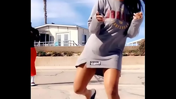 Nonton Y. Dances And Her Pussy Showed In The Process thumbnail