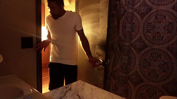 Nonton Cum Take A Shower With Me After A Long Day And Release A Load As I Stroke My Dick thumbnail