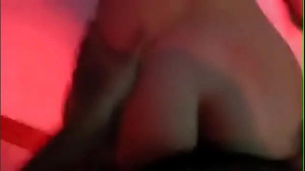 Safada agradecendo por sexo anal 