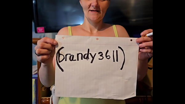 Nonton Im Not Fake thumbnail