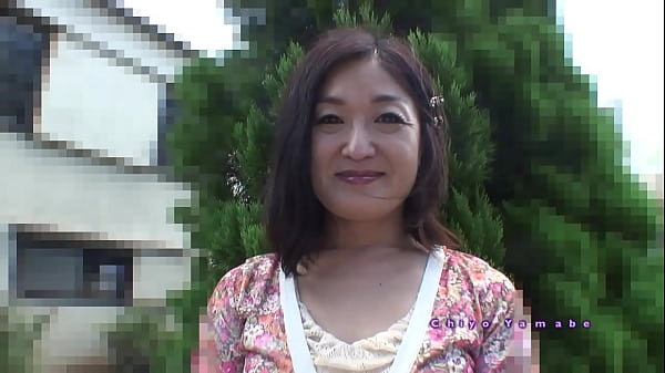 Nonton J-granny Chiyo Yamabe Shows Off Very Hairy Pussy All Creampie Soaked thumbnail