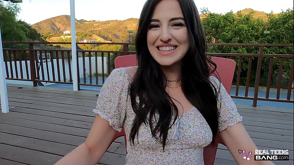 Real Teens - Pawg Aubree Valentine Gets Her Pussy Stretched thumbnail