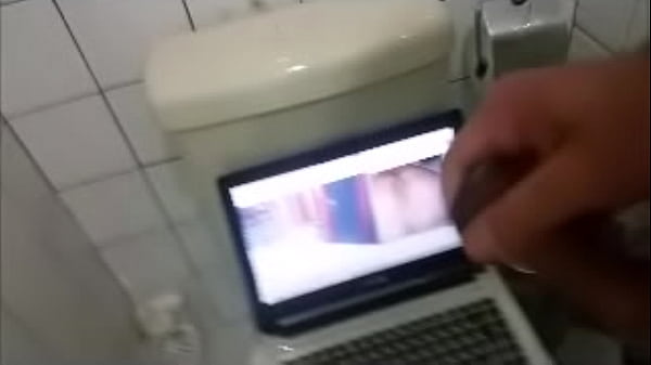 Homenagem esposa de amigo que comi gostoso quando eram meus inquilinos