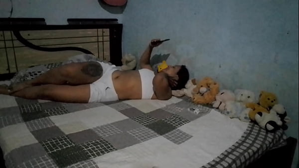 Nonton Disfrutando Como Me Chupan Rico El Co&ntilde;o Y Tambi&eacute;n Como Se Lame Mi Apretado Culo thumbnail