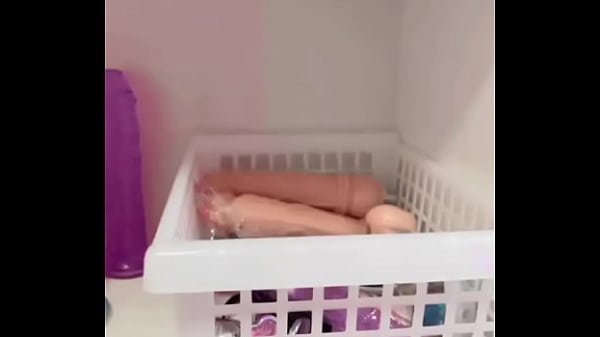 Nonton Olha O Tanto De Presentinho Que Eu Ganhei thumbnail