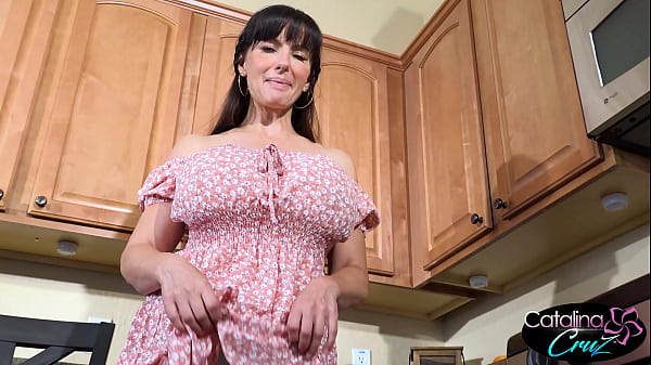 Catalina Cruz - Morning Juice - Food Play Masturbation thumbnail
