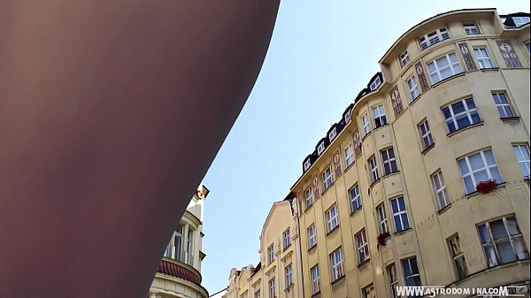 Nonton Giantess World Domination Teaser thumbnail