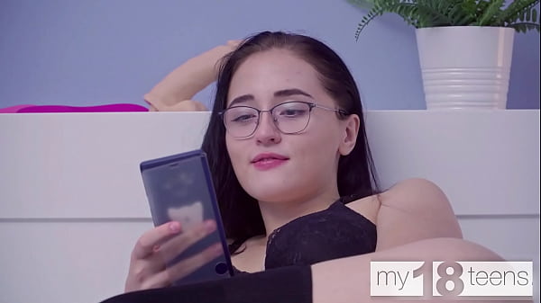 Nonton Busty Alexa Black In Black Lingerie Fucked Herself With Your Favorite Toy thumbnail