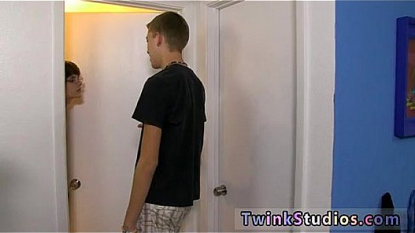 Hot Naked Gay Boy Free Porn Timo Garrett Is Hogging The Bathroom With thumbnail