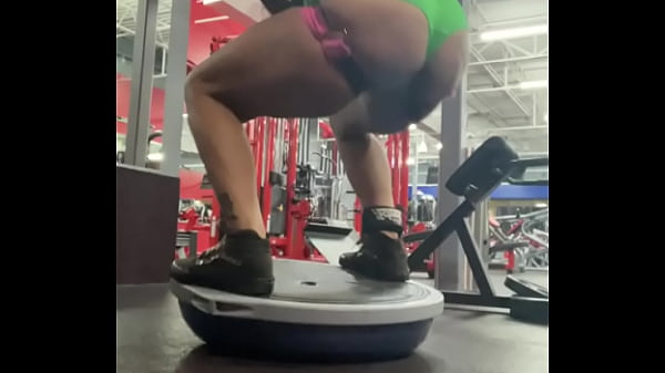 Bobbi Jo off balance