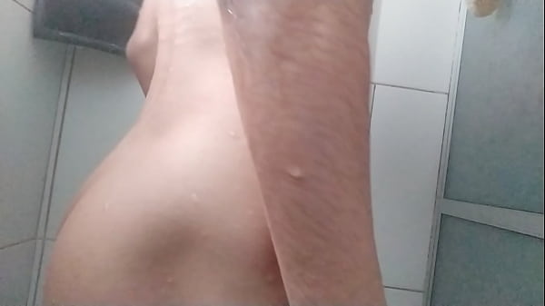 Play MP4 - Se exibindo no chuveiro - Felixy33