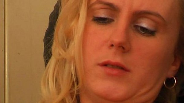 Juliareavesproductions - Benutzt - Scene 2 - Video 3 Group Fetish Blowjob Pussylicking Brunet thumbnail