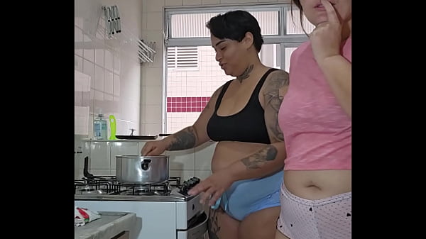 Play MP4 - Depois de fazer morango do amor eu vou cair de boca na Buceta dela