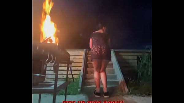 Nonton Who Wants To Fire Up This Big Ass? thumbnail