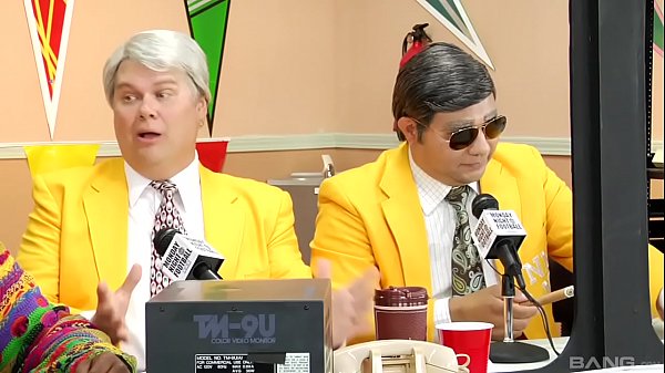 Jaelyn Fox Fucks The Team Captain thumbnail