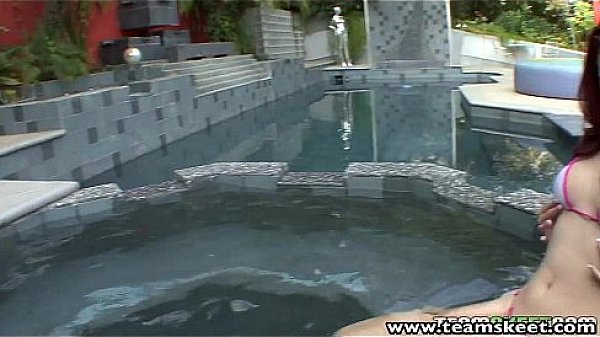 Sexy straight babe fucked by lesbian 