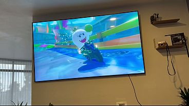 Mi Nuevo Vecino... Le Di Su Bienvenida thumbnail