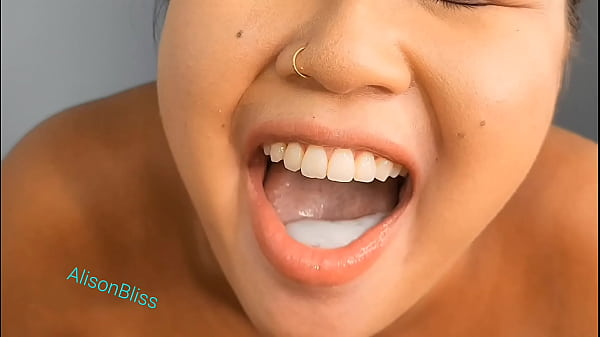 Nonton Petite Asian Babe Alison Bliss Get Fucked Hard And Sucks A Big Dick Clips Compilation thumbnail