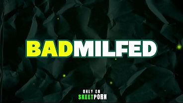 Nonton Badmilfed thumbnail