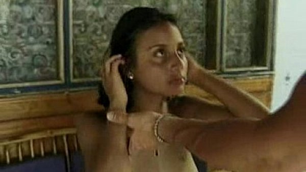Nonton Jazmin Loses Virginity thumbnail