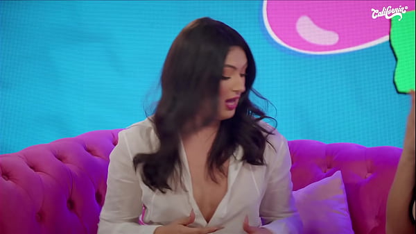 Nonton Clara And In A Hot Game Where They Play And Suck Each Other thumbnail