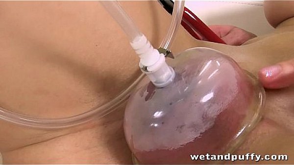 Nonton Bianca Ferrero Is Playing With Her Favorite Toy thumbnail