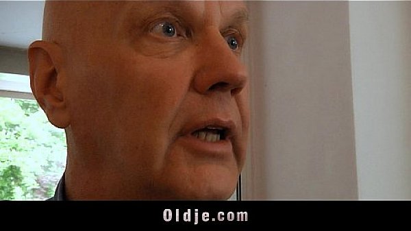 Nonton Seven Grandpas Gang Bangs Teeny Blonde At A Meeting thumbnail