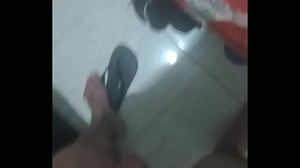 Nonton Kleber Gozando - Acordei Um Tes&atilde;o,querendo Uma Buceta Mais T&aacute; Dif&iacute;cil Arrumar Uma Pra Comer thumbnail