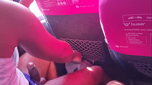 Em viagem não contive meu tesão