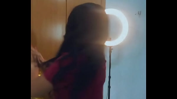 Nonton Karla Karolla Morena Black Dess thumbnail