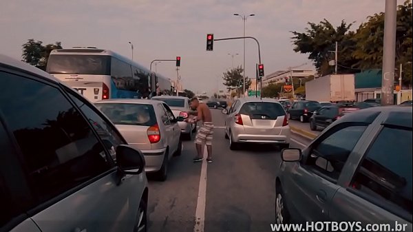 Play MP4 - Fudendo com vendedor de amendoim do sinal