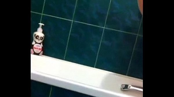 Shaving Her Pussy.mov thumbnail