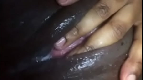 Toying Creamy Pussy 