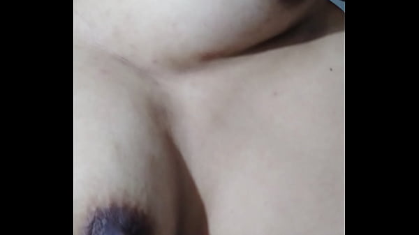 Nonton Pezones Duros thumbnail