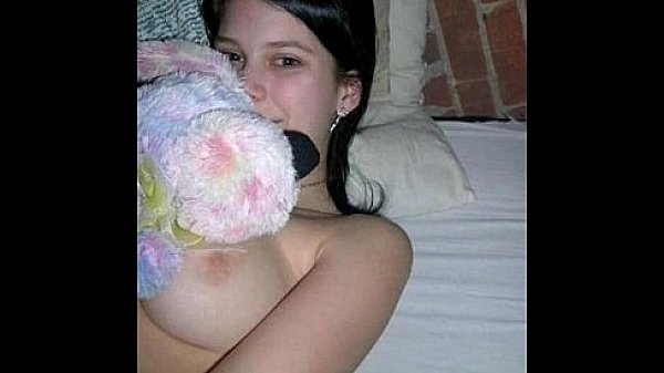 Nonton Mis Chicas thumbnail