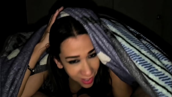 Le Saque La Leche De Su Gran Polla Con Garganta Profunda A Mi Cu&ntilde;ado- Elena Cruz thumbnail