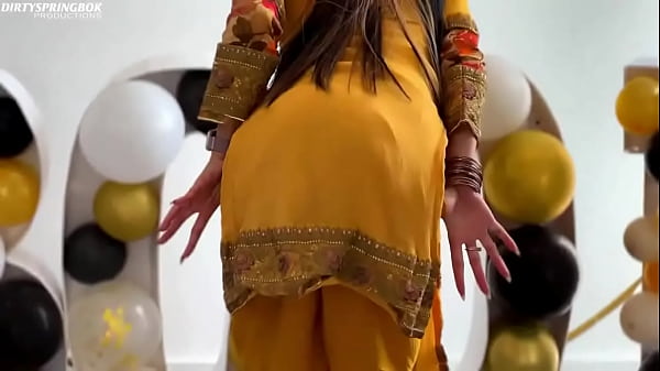 Haram Kuriiiii Celebrating 300k! Watch The Video On All Platforms!! Now On Sale ? thumbnail